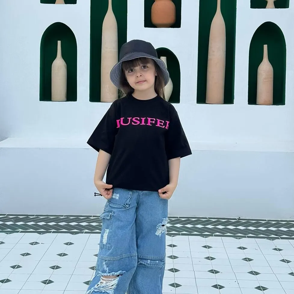 کراپ تیشرت دخترانه پنبه ای طرح LUSIFFER مدل دمپا گت دار سایز 1.5 تا 6 سال