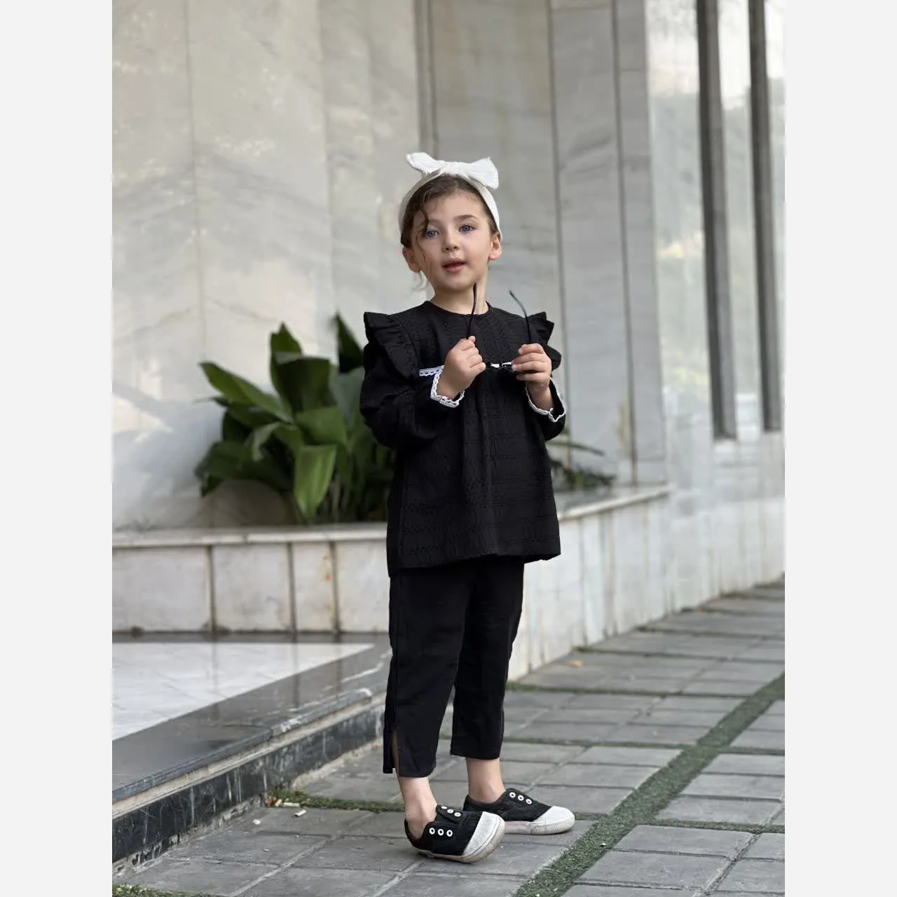 شومیز دخترانه مشکی شانتون نخ مناسب 1 تا 8 سال