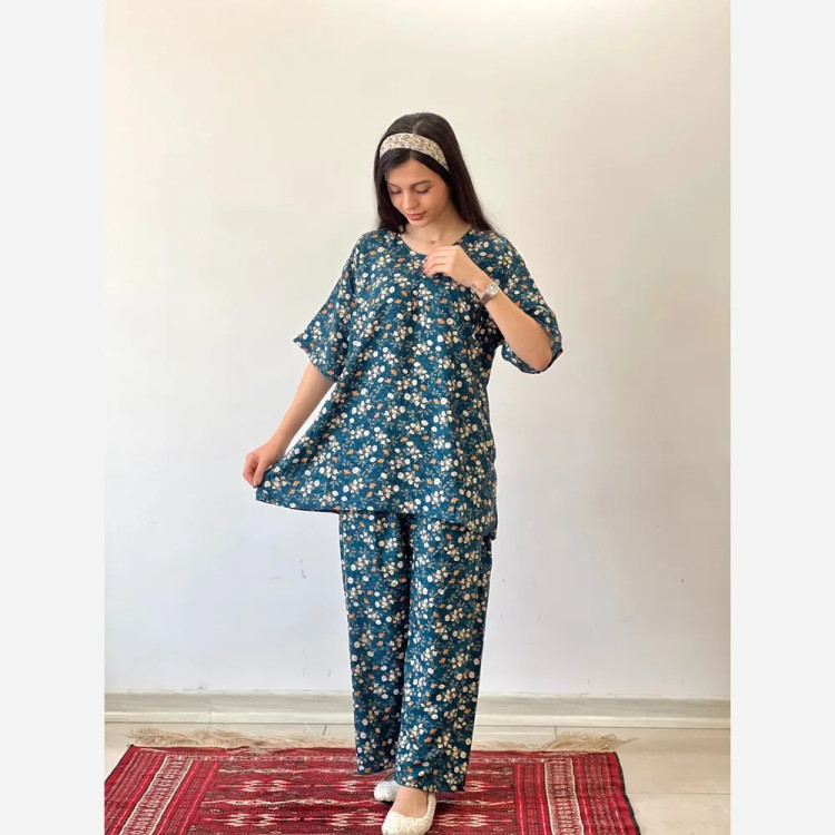 ست شومیز شلوار گلدار جنس نخ خارجی