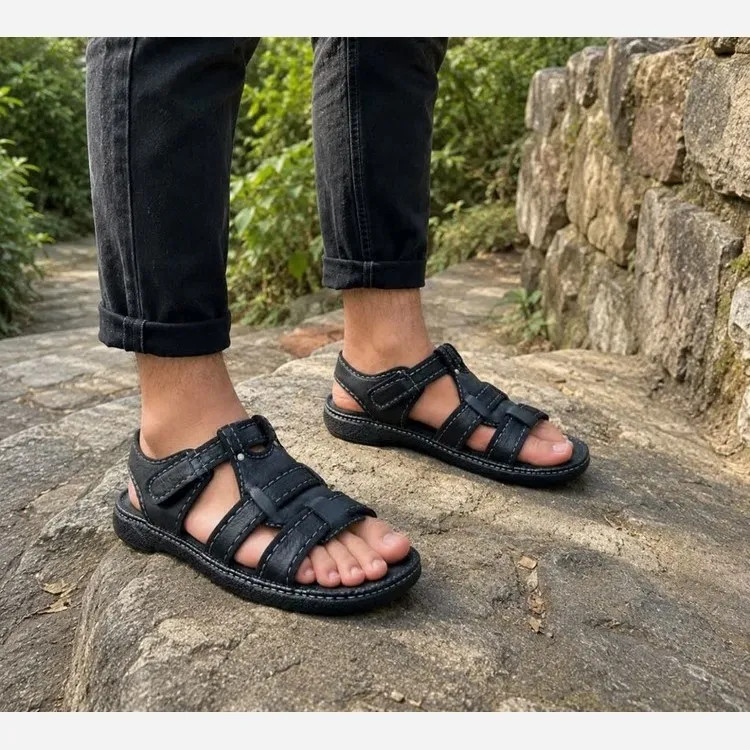 صندل مردانه تابستانی مدل پوشکاش چرم ترکیبی طبی و راحت رنگ مشکی و قهوه ای