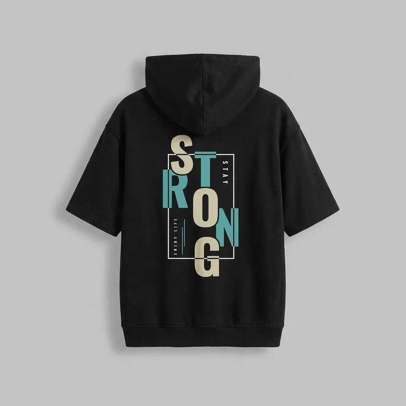 تی شرت مردانه کلاهدار نخی طرح حروف مشکی مدل STRONG