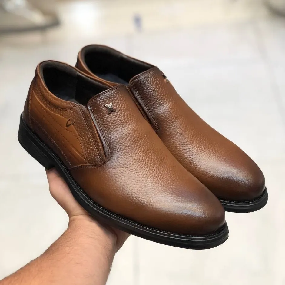 کفش چرم مردانه مجلسی رخشی عسلی کلاسیک رویه چرم طبیعی گاوی زیره لاستیکی نشکن و ضد سایش
