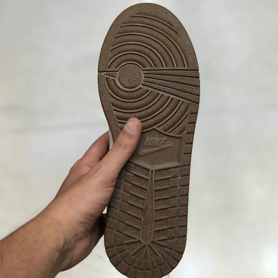 کفش اسپرت مردانه مدل جردن تراویس چرم صنعتی دور دوخت