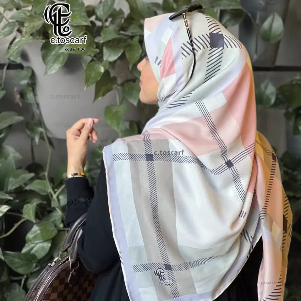 روسری مجلسی طرح باربری سفید نخ کاستوم قواره بزرگ 140 سانتیمتر