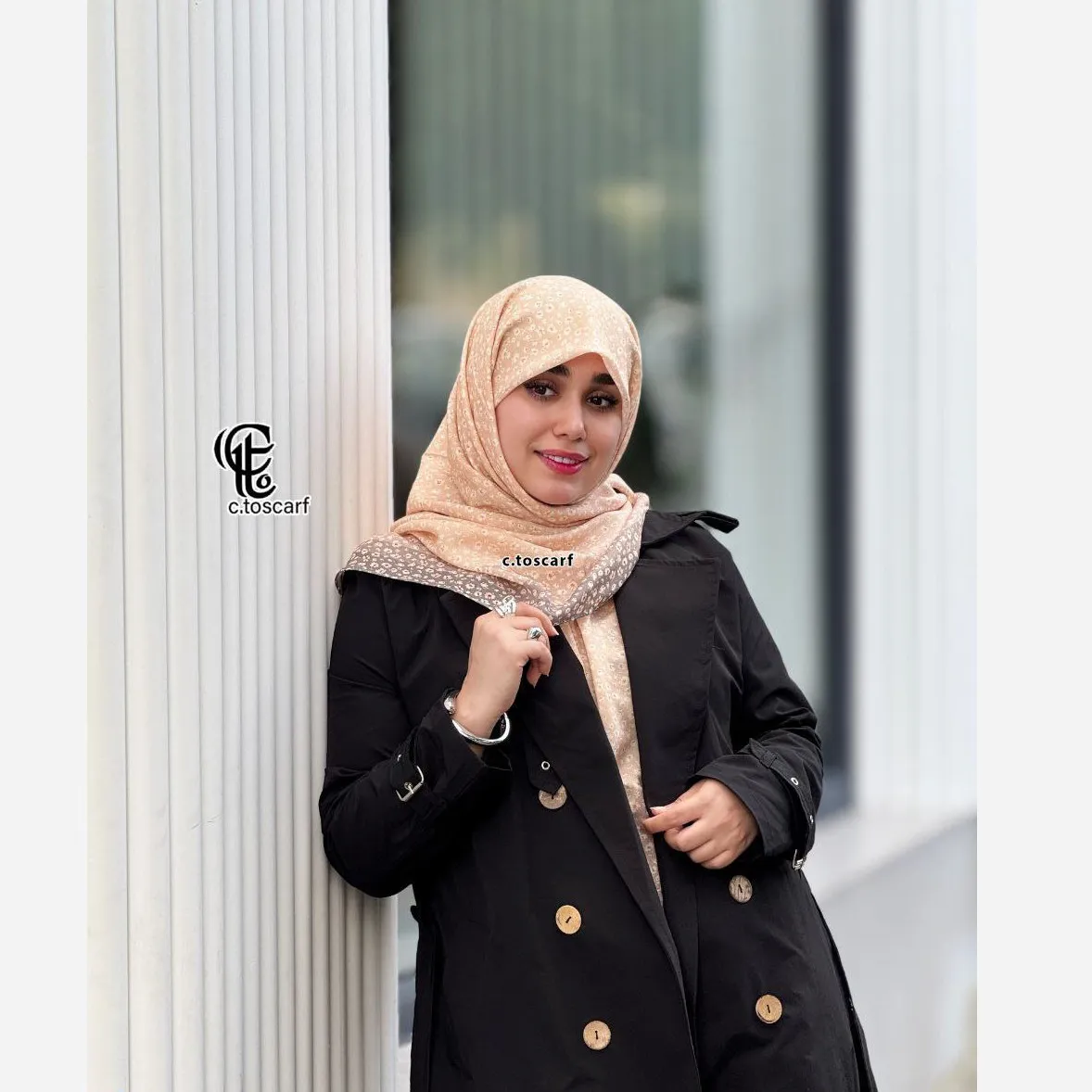 روسری نخ کاستوم طرح صوفیا سایز بزرگ و متوسط سه رنگ کرم هلویی یاسی سبز