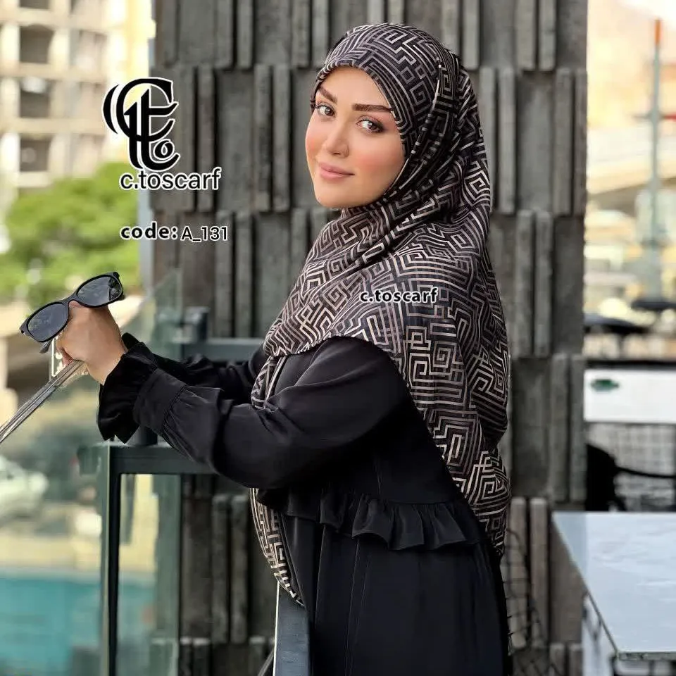 روسری طرح سیمین نخ بامبو قواره بزرگ 140x140 زنانه مشکی ریز نقش اسپرته