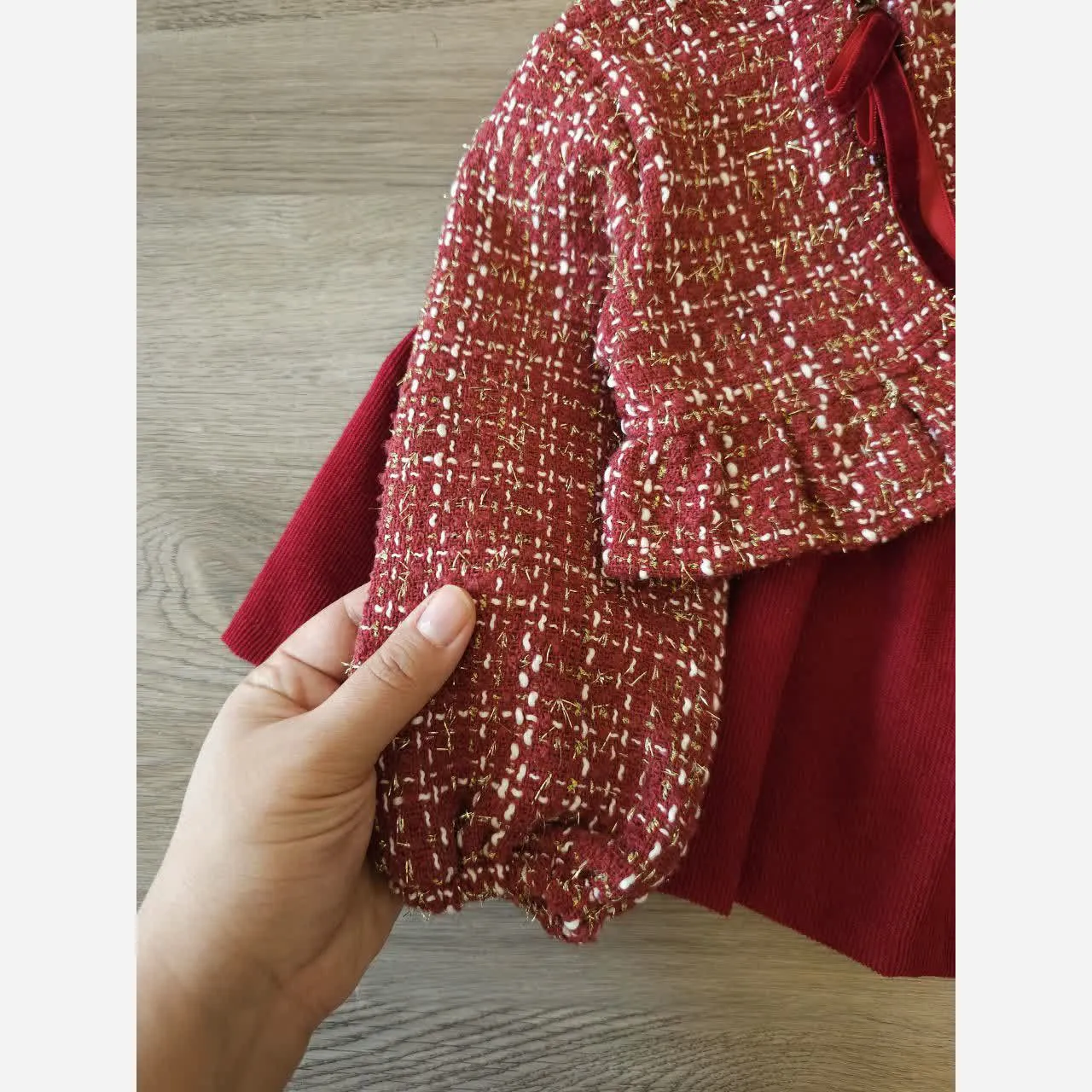 ست کت و سارافون یلدایی دخترانه مخمل کبریتی مناسب سن 2 تا 9 سال