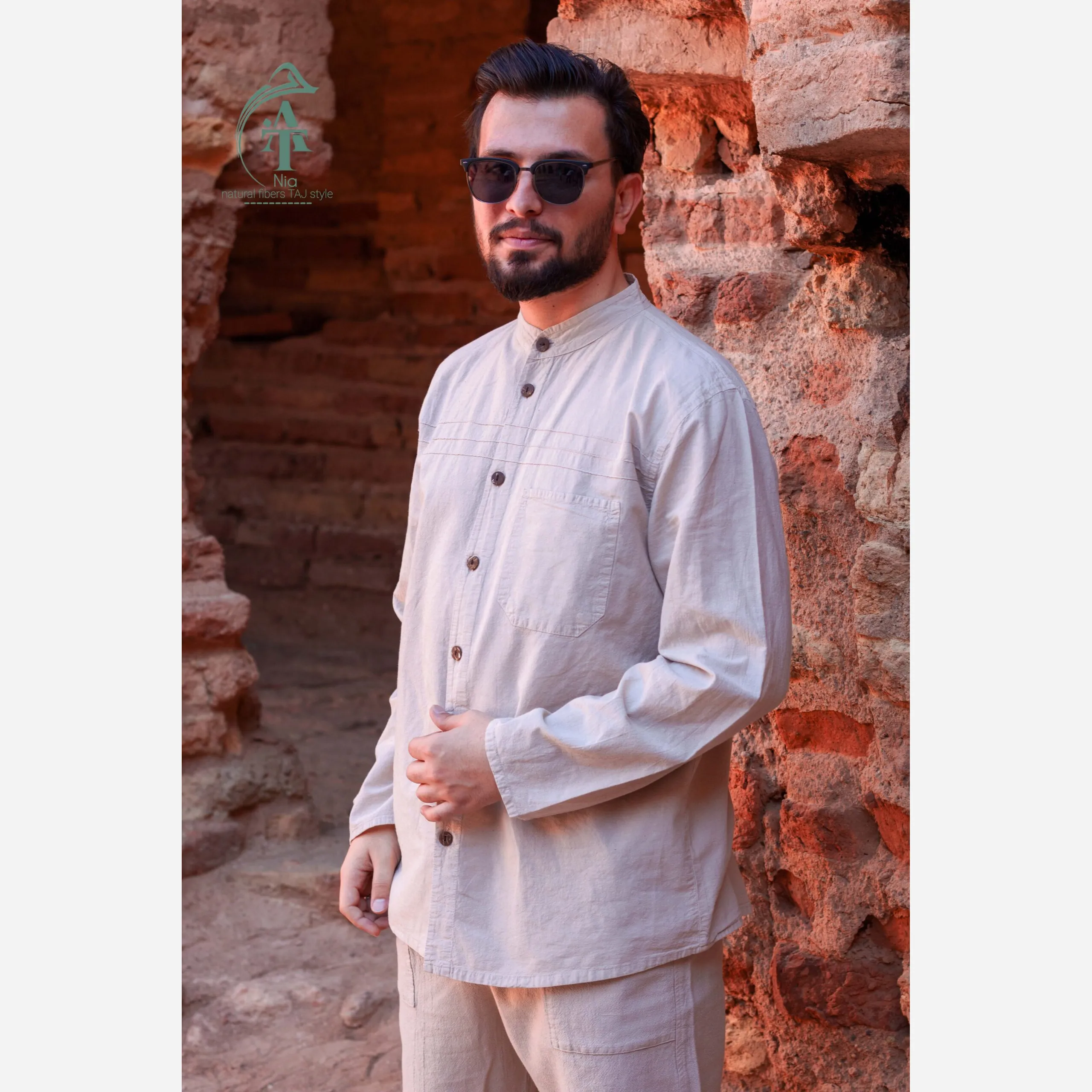 پیراهن مردانه الیاف طبیعی تمام دکمه سه خط رنگ استخوانی