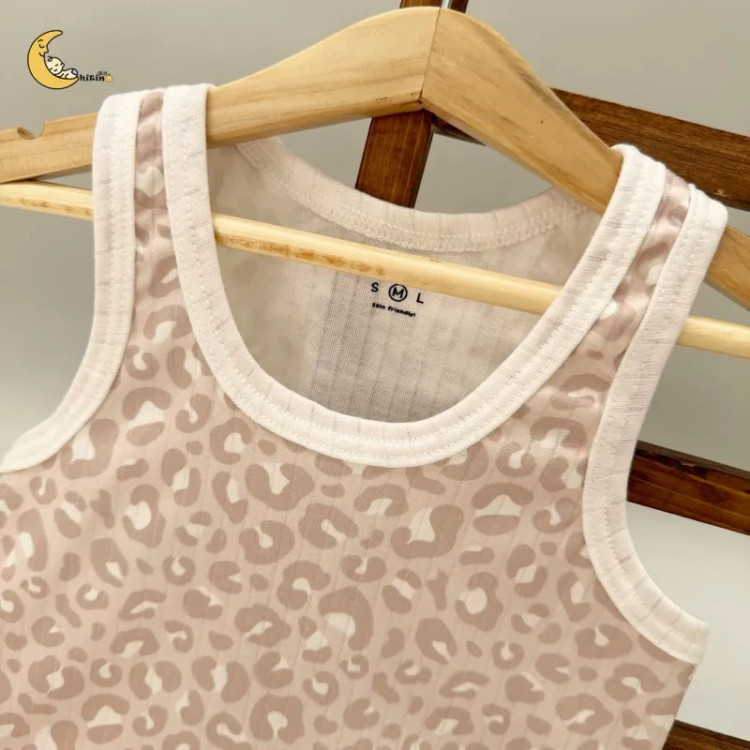 بادی رکابی زیردکمه نوزاد و کودک کوالا کیدز جنس نخ پنبه کبریتی
