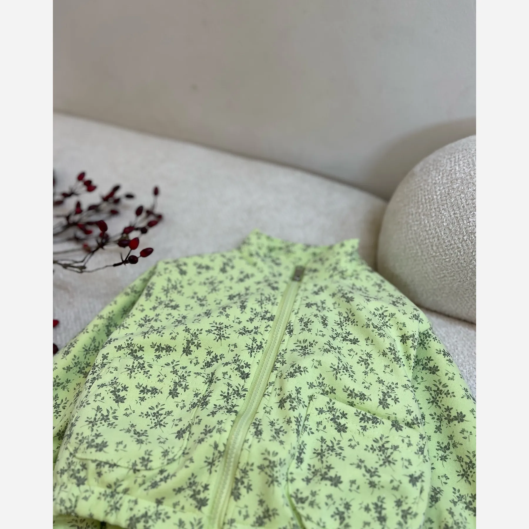 ست سویشرت و شلوار دخترانه دورس وارداتی مناسب 1.5 تا 6 سال