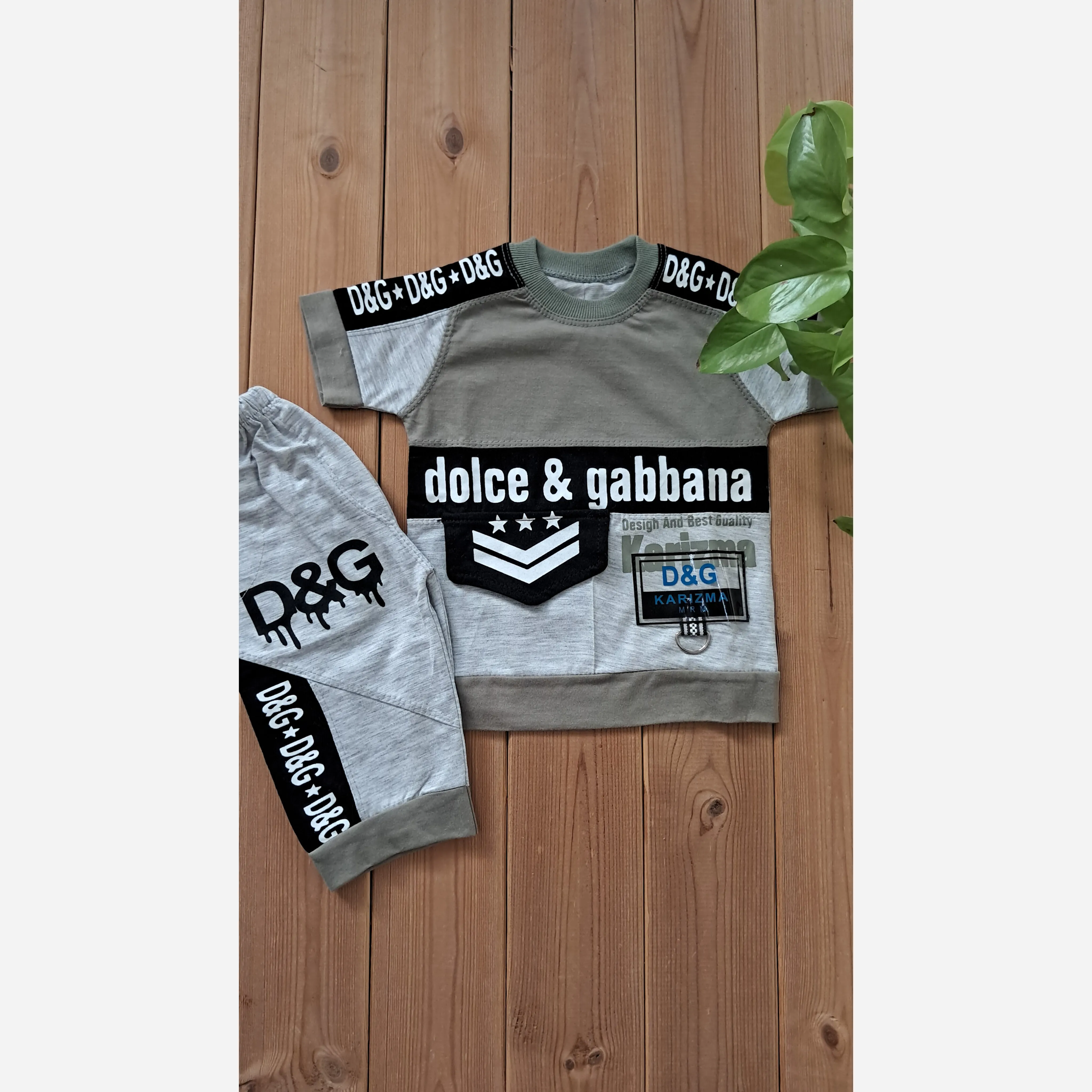 ست تیشرت و شلوارک ترکیب پنبه یک رو و ملانژ اقتصادی پسرانه طرح D&G