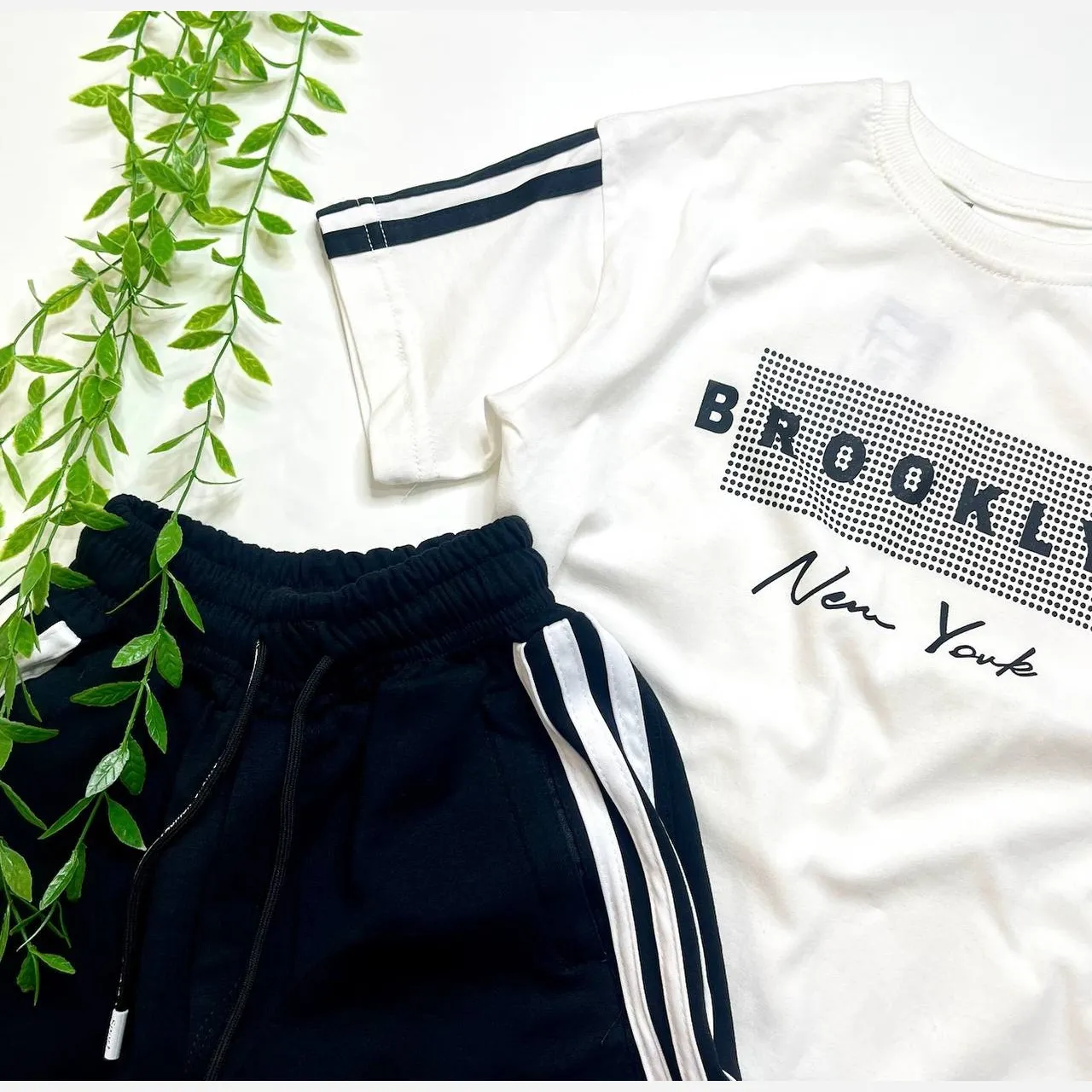 ست تیشرت و شلوارک اسپرت دخترانه و پسرانه طرح brooklyn