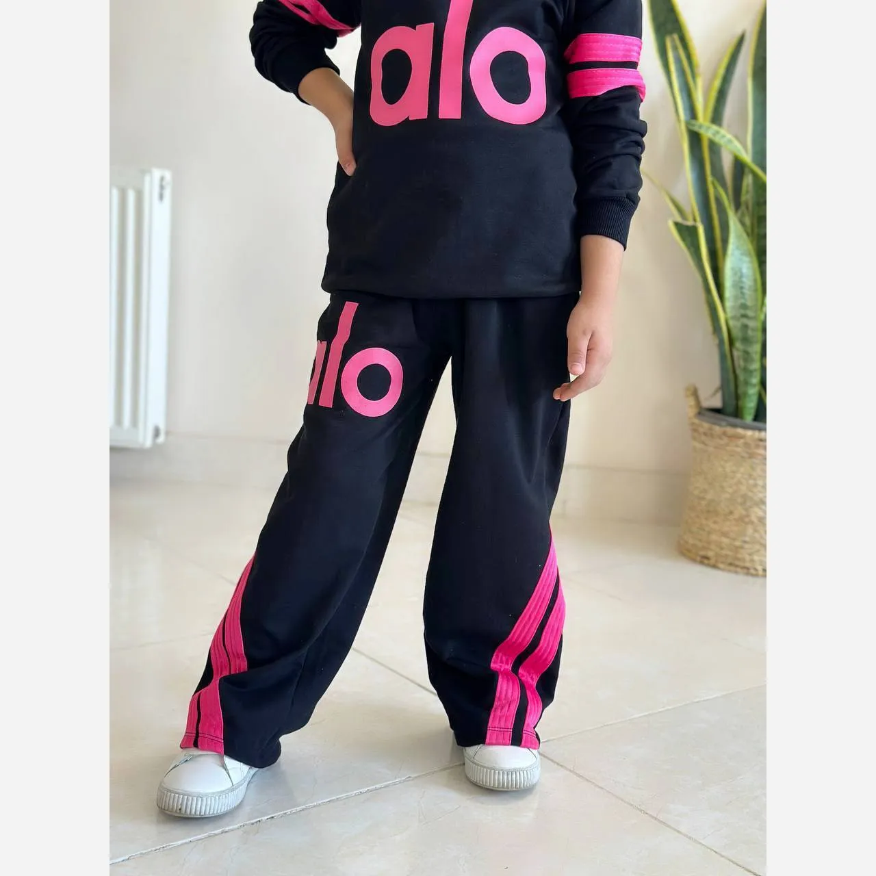 ست بلوز و شلوار بگ دخترانه مدل alo